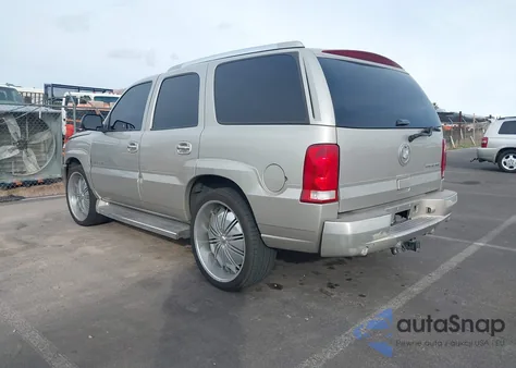 2006 Cadillac Escalade Standard z USA, uszkodzony, nr VIN 1GYEK63N46R161833